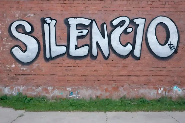 El silencio es un signo. El silencio como signo lingüístico. Silencio y lingüística. El signo lingüístico.