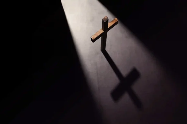 El evangelio según Jesucristo de José Saramago. Reseña. Libros imprescindibles. Reseñas y opiniones.
